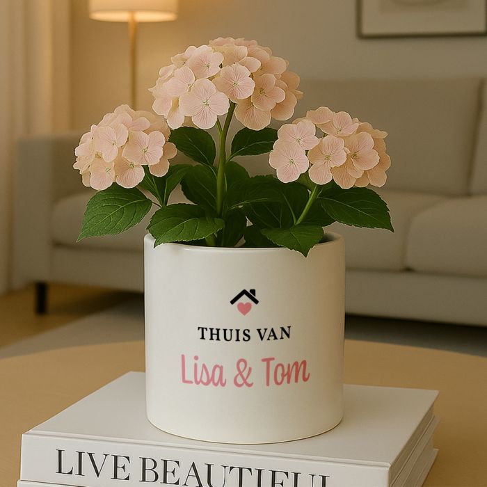 Gepersonaliseerde bloempot met tekst en symbool